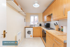 Kitchen- click for photo gallery